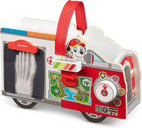 
              Camión de rescate de madera de Marshall Melissa & Doug
            